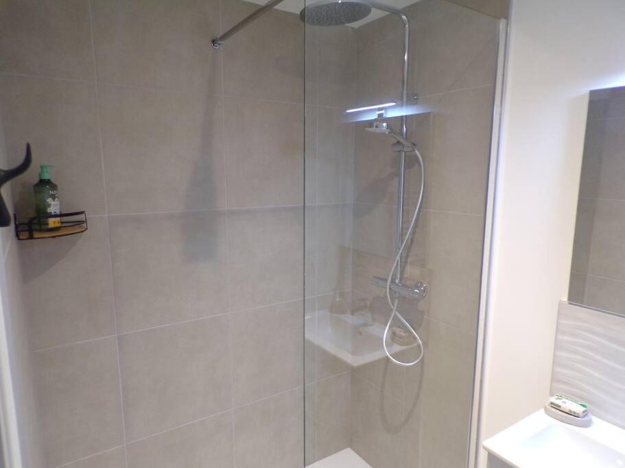 Appartement 2/4 Pers, 44M2, Hypercentre. Lons-le-Saunier Ngoại thất bức ảnh